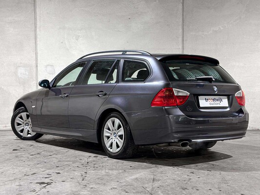 BMW 318i Touring High Executive 3-serie 141pk 2008, 22-HNJ-3 youngtimer