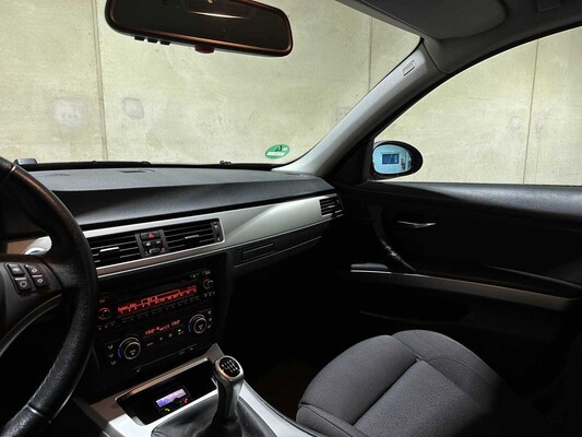 BMW 318i Touring High Executive 3er 141 PS 2008, 22-HNJ-3 Youngtimer