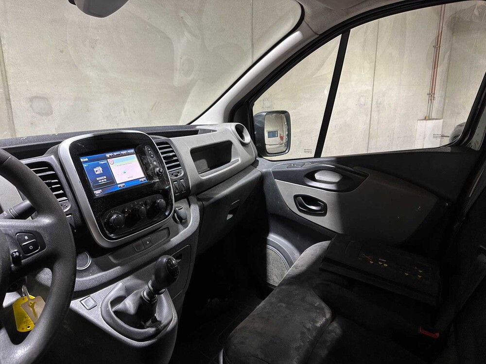 Renault Trafic 1,6 dCi T29 L2H1 Luxury 120 PS 2017 (Original-NL), V-989-DS Nutzfahrzeug