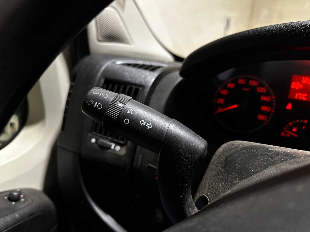 Peugeot Boxer 330 2.2 HDI 6-Persoons Dubbele Cabine 110pk 2013 (Origineel-NL), VD-010-R