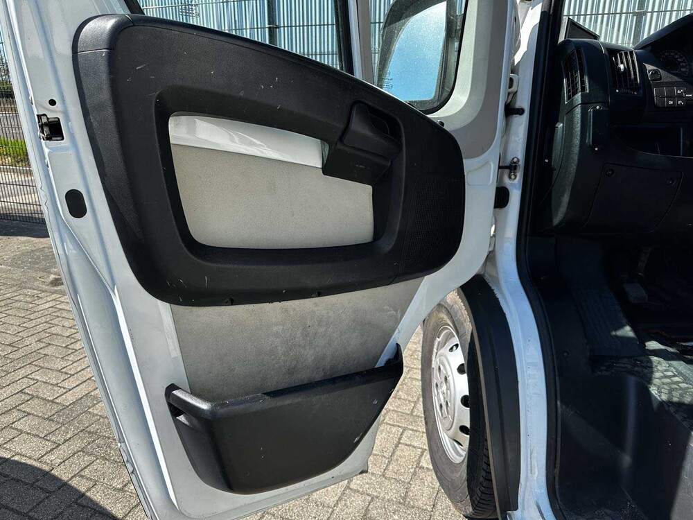 Peugeot Boxer 435 3.0 HDI L3 XR 177pk 2015 (Origineel-NL + 1e Eigenaar), VP-041-X Bedrijfswagen + Aanhanger