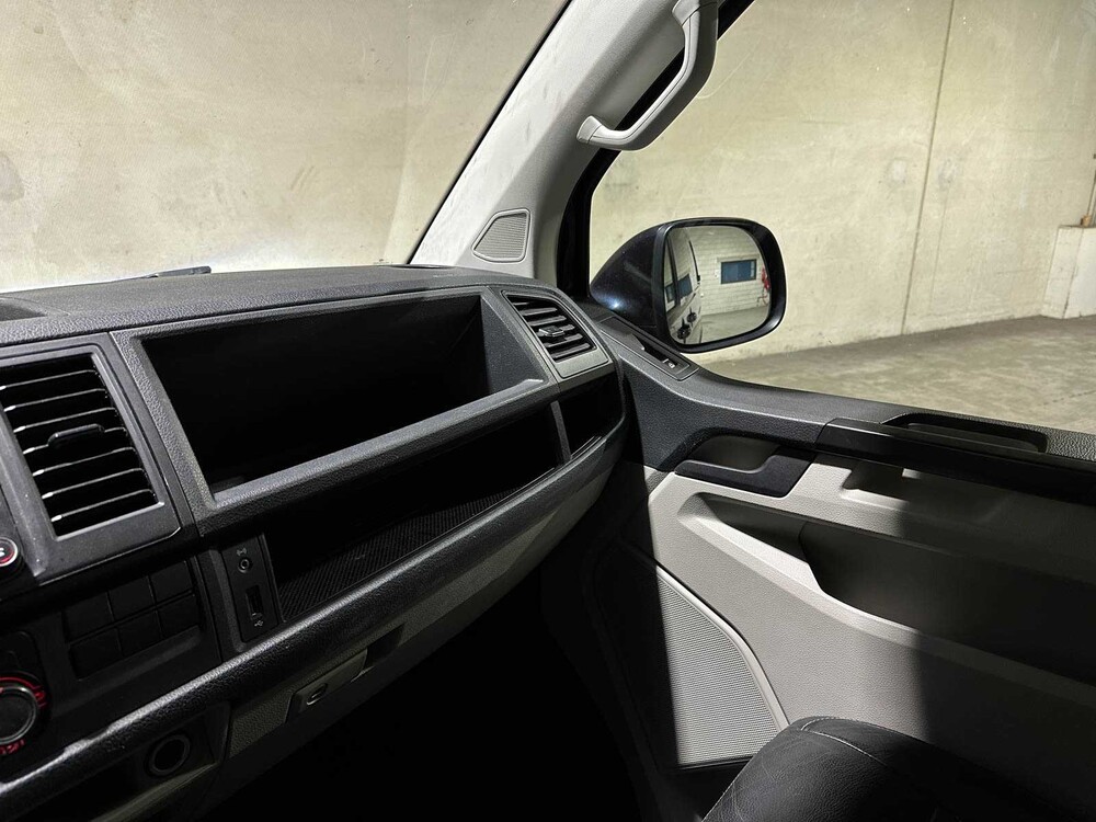 Volkswagen Transporter 2.0 TDI L2H1 