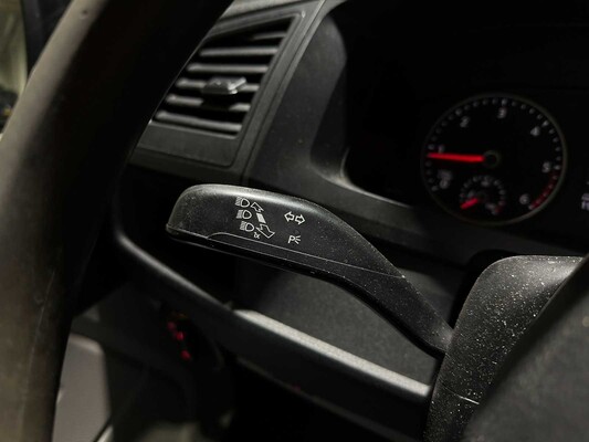 Volkswagen Transporter 2.0 TDI L2H1