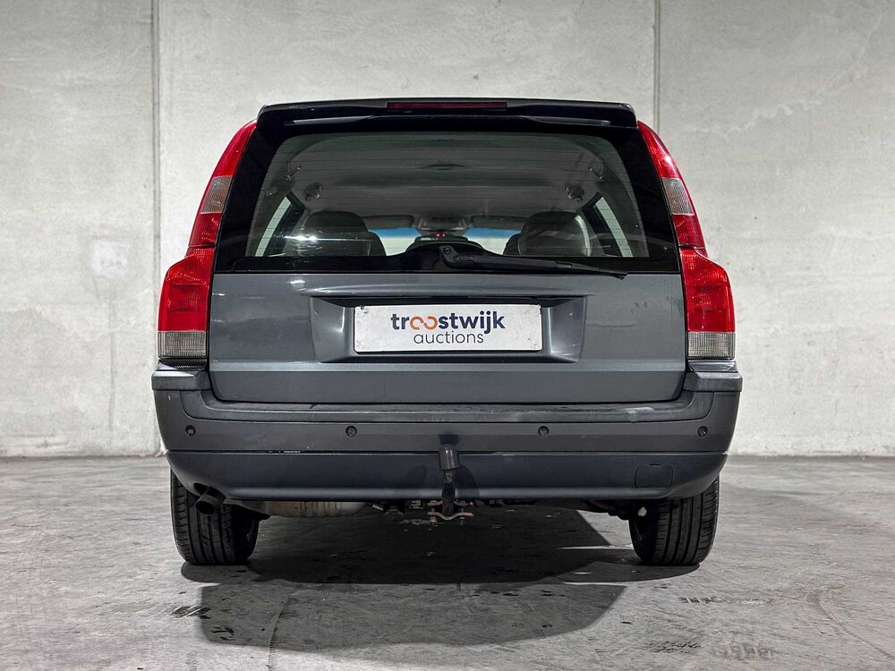 Volvo V70 2.4 D5 Geartronic Edition II 163pk 2003, 82-KSR-8 Youngtimer