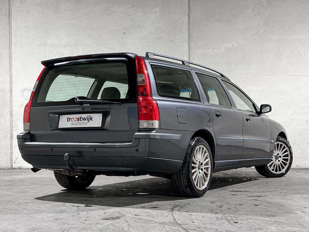 Volvo V70 2,4 D5 Geartronic Edition II 163 PS 2003, 82-KSR-8 Youngtimer