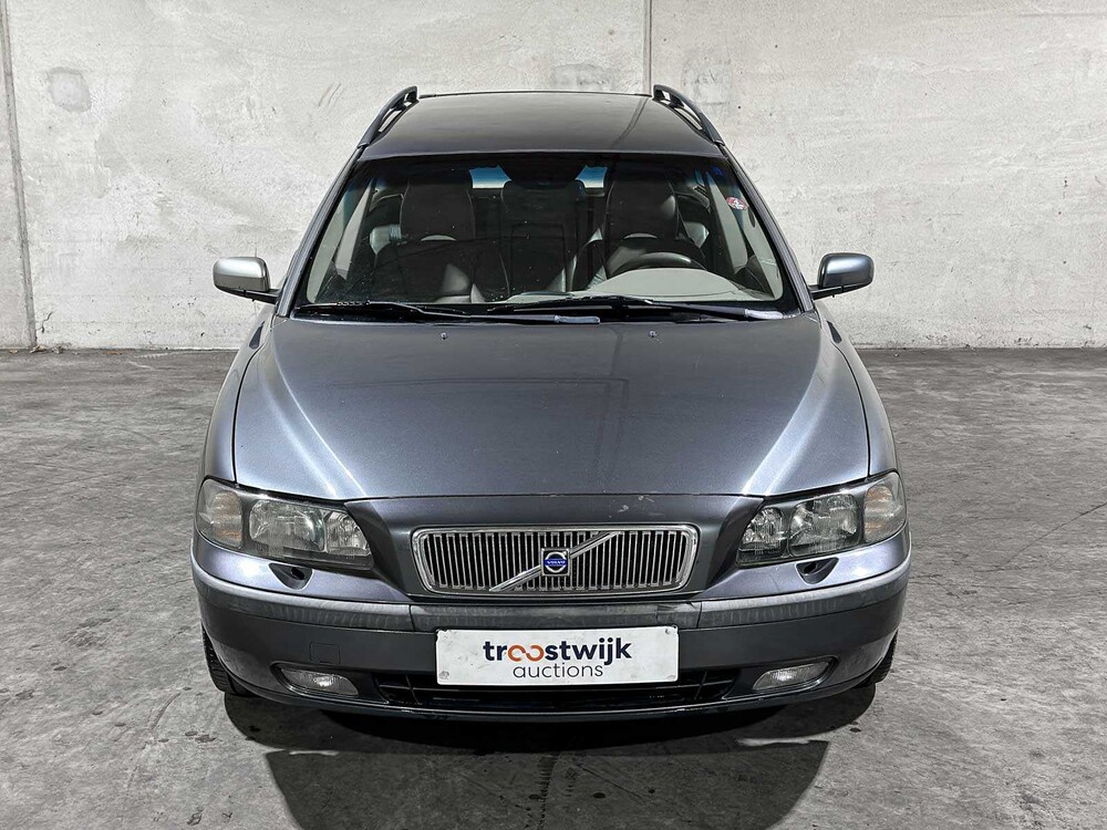 Volvo V70 2,4 D5 Geartronic Edition II 163 PS 2003, 82-KSR-8 Youngtimer