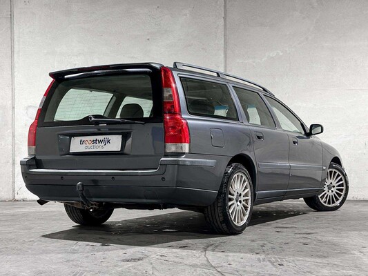 Volvo V70 2,4 D5 Geartronic Edition II 163 PS 2003, 82-KSR-8 Youngtimer