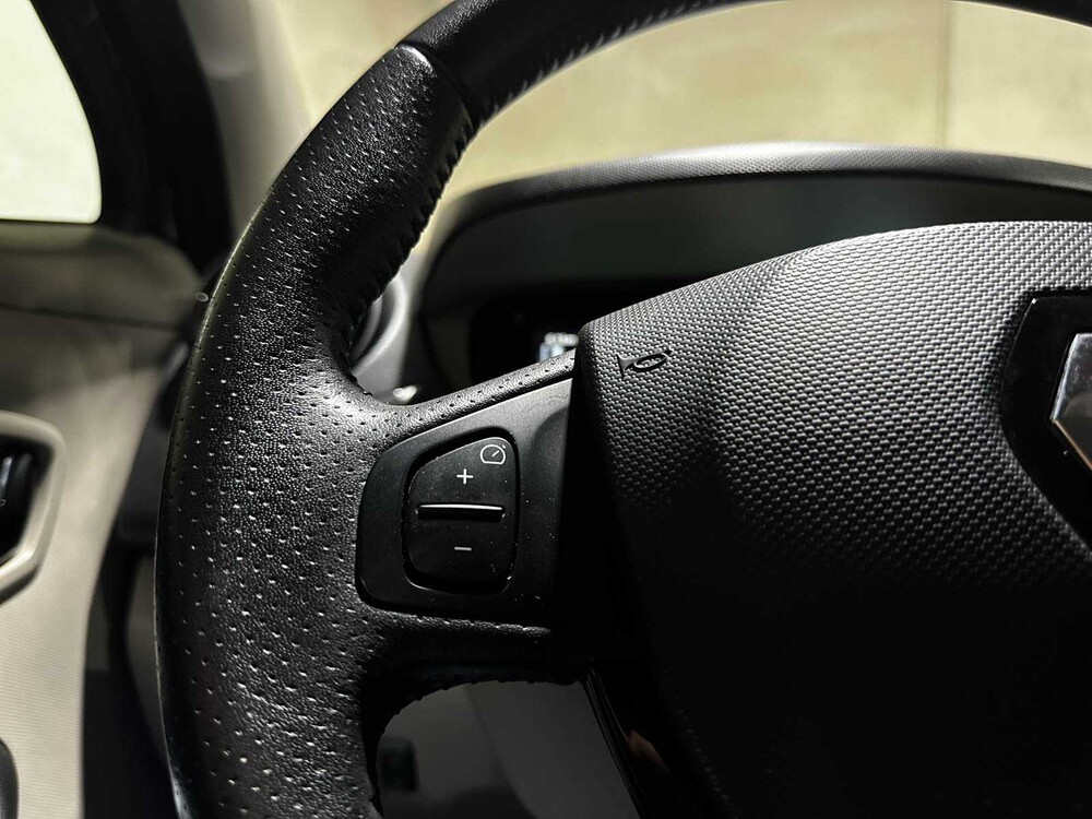 Renault ZOE Q210 Zen Quickcharge 22 kWh (ex Accu) 88pk 2015, TZ-318-N