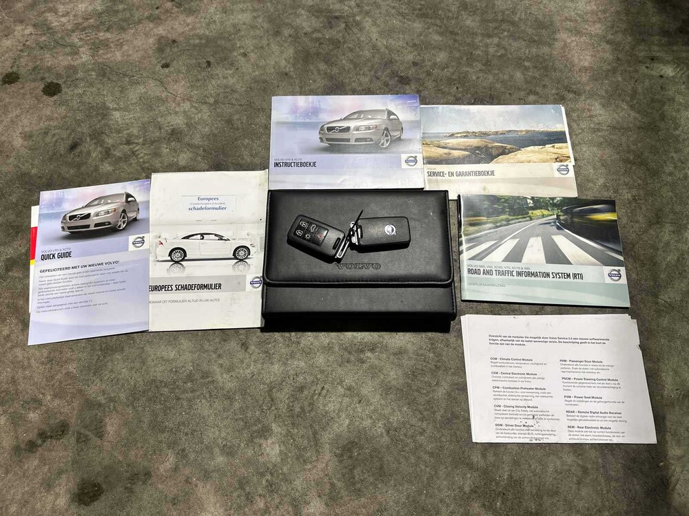 Volvo V70 1,6 T4 Limited Edition 179 PS 2011 (Original-NL), 63-RSF-2