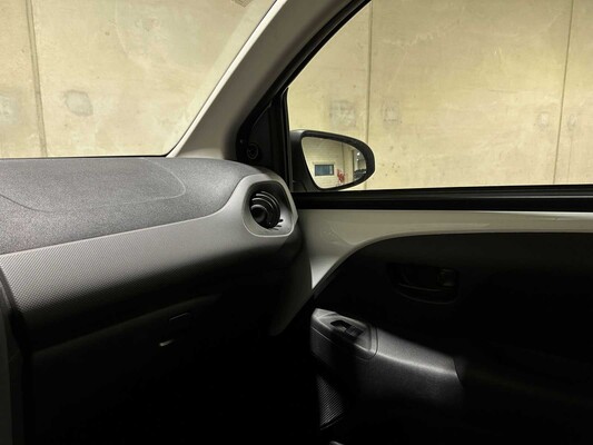 Peugeot 108 1.0 e-VTi Active 71pk 2021 (Origineel-NL + 1e eigenaar), N-570-KN