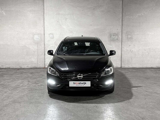 Volvo V60 2.4 D6 AWD Plug-In Hybrid Summum 215pk 2013 (Origineel-NL), 6-SVN-43