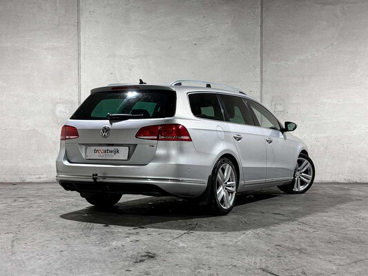 Volkswagen Passat Variant 1.8 TSI Highline 160 PS 2011 (Original-NL), 71-RPV-9