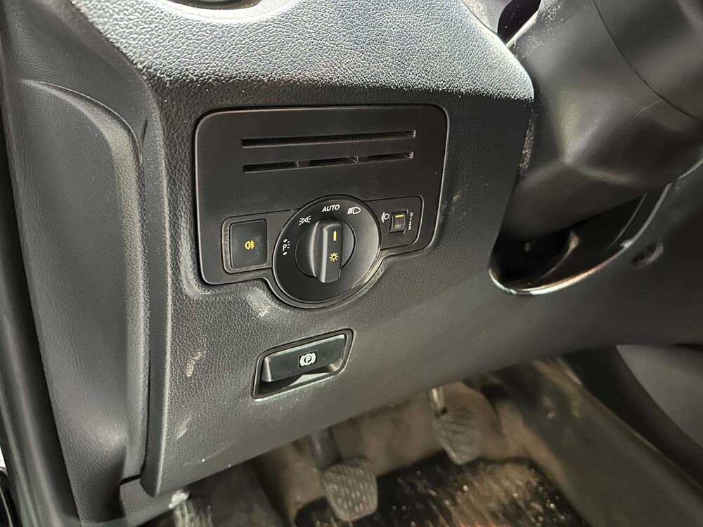 Mercedes-Benz Vito 109 CDI Functional 88hp 2015 (Original-NL+1st owner), VP-327-V