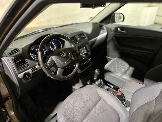 Skoda Yeti 1.2 TSI Tour 105pk 2013 (Origineel-NL), 01-ZJX-8