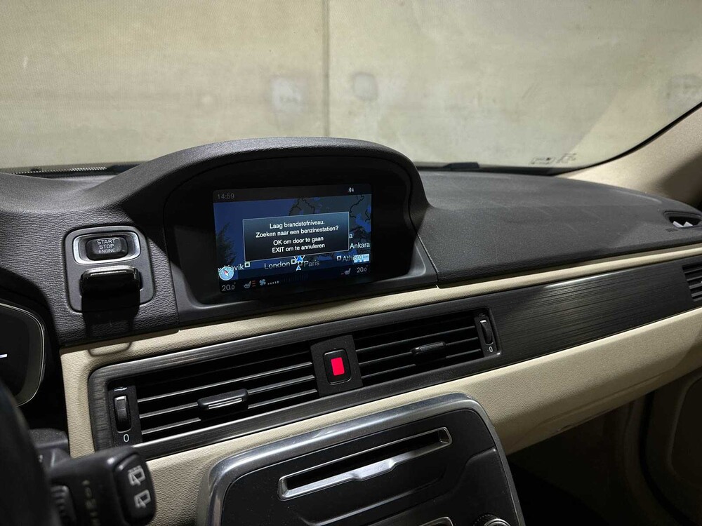 Volvo V70 2.0 D4 Summum 181pk 2015 (Origineel-NL), GB-859-B