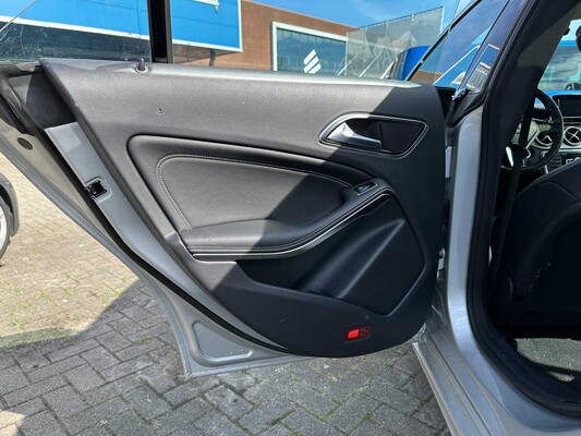 Mercedes-Benz CLA250 Prestige CLA-Klasse 208 PS 2014, GZ-257-J