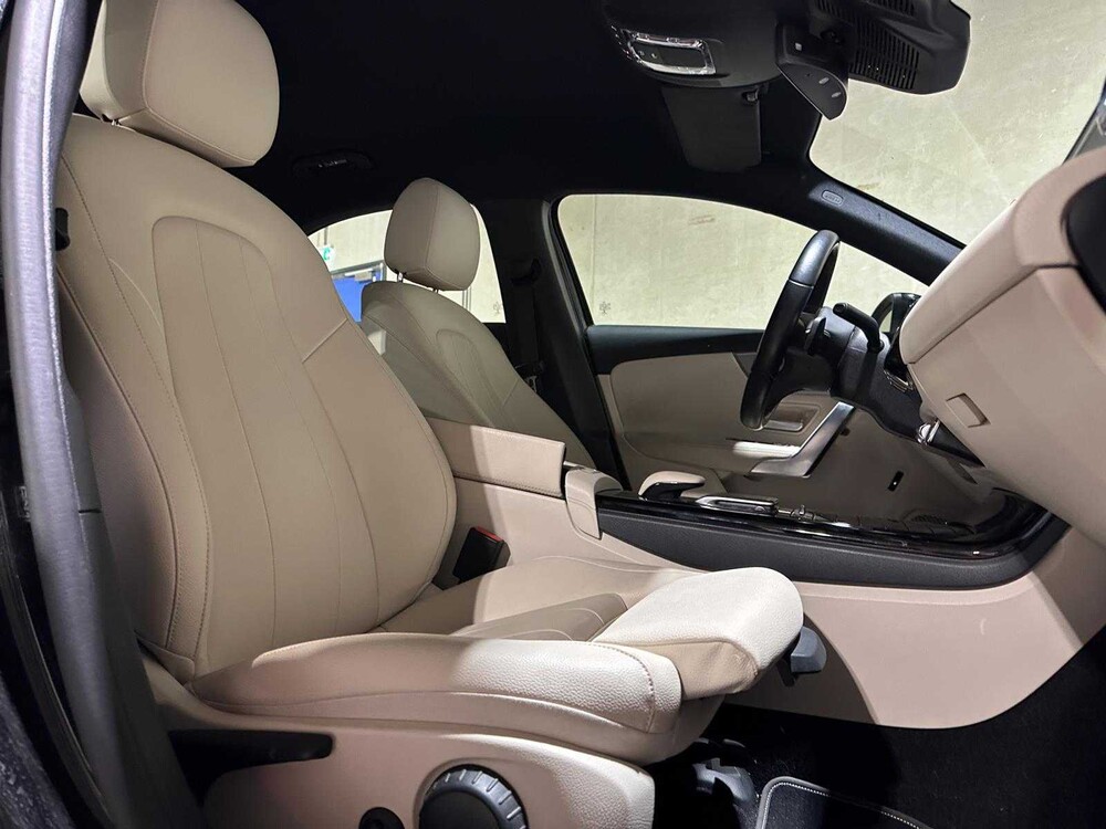 Mercedes-Benz A250 e Business Solution Luxury Limited 218pk 2020 (Origineel-NL + 1e Eigenaar) A-klasse, J-849-SG