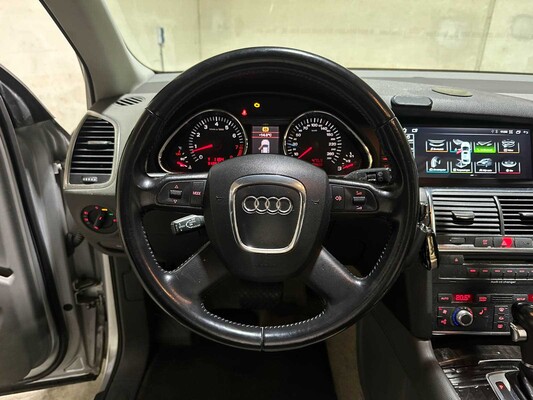Audi Q7 4.2 FSI Quattro Pro Line+ 4+2 349pk 2007 (Origineel-NL), 23-TR-LK Youngtimer