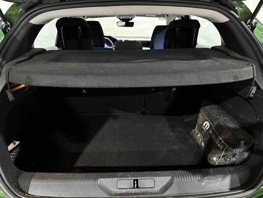 Peugeot 308 1.2 PureTech Active Pack Business 131 PS 2023 (Original-NL + 1. Besitzer), S-888-VR