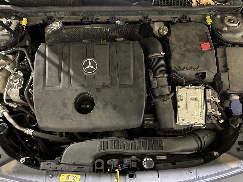 Mercedes-Benz A180 d 7G-DCT Business Solution A-Class 116hp 2020 (Original-NL+1st owner), H-772-KD