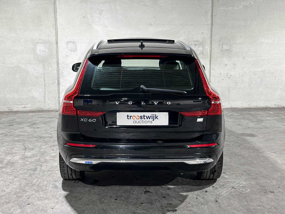 Volvo XC60 2.0 T6 Plug-in hybrid AWD Core Bright 253pk 2023 (Origineel-NL+1e eigenaar), S-190-RP