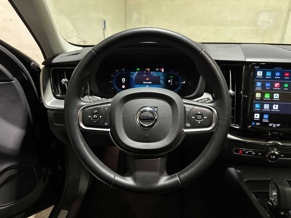 Volvo XC60 2.0 T6 Plug-in hybrid AWD Core Bright 253pk 2023 (Origineel-NL+1e eigenaar), S-190-RP