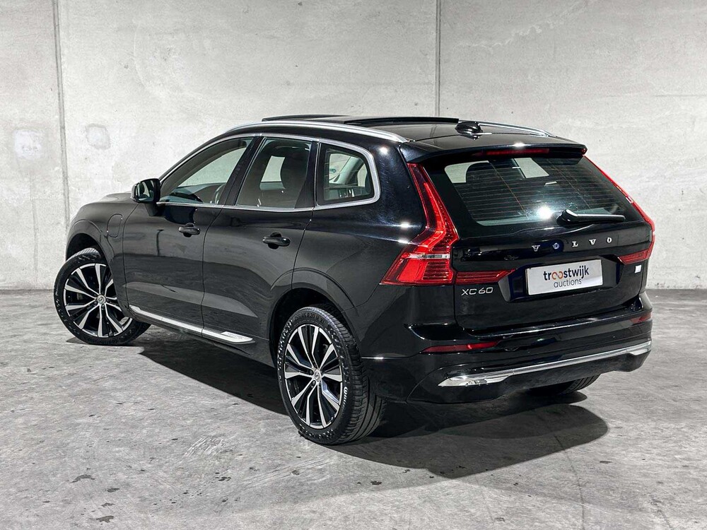 Volvo XC60 2.0 T6 Plug-in hybrid AWD Core Bright 253pk 2023 (Origineel-NL+1e eigenaar), S-190-RP
