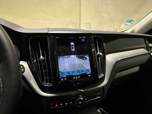 Volvo XC60 2.0 T6 Plug-in hybrid AWD Core Bright 253pk 2023 (Origineel-NL+1e eigenaar), S-190-RP