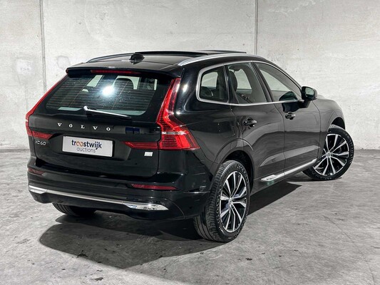 Volvo XC60 2.0 T6 Plug-in hybrid AWD Core Bright 253pk 2023 (Origineel-NL+1e eigenaar), S-190-RP