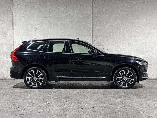 Volvo XC60 2,0 T6 Plug-in-Hybrid AWD Core Bright 253 PS 2023 (Original-NL+1. Besitzer), S-190-RP