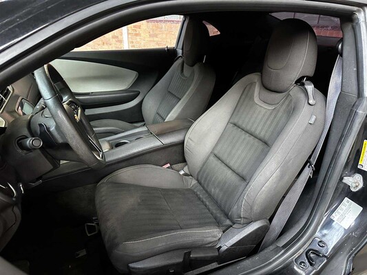 Chevrolet Camaro LS 3.6 V6 328pk 2014