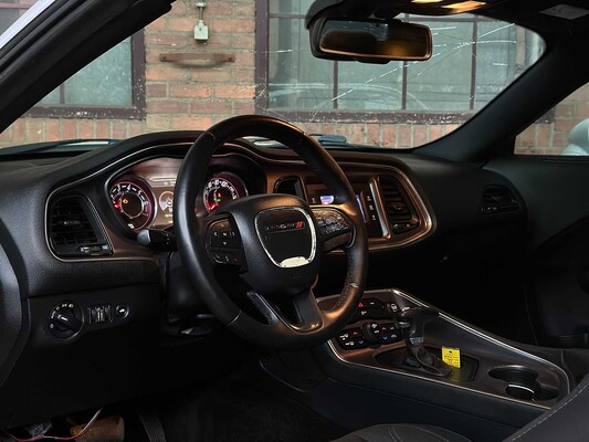 Dodge Challenger SXT 3.6 V6 305hp 2016