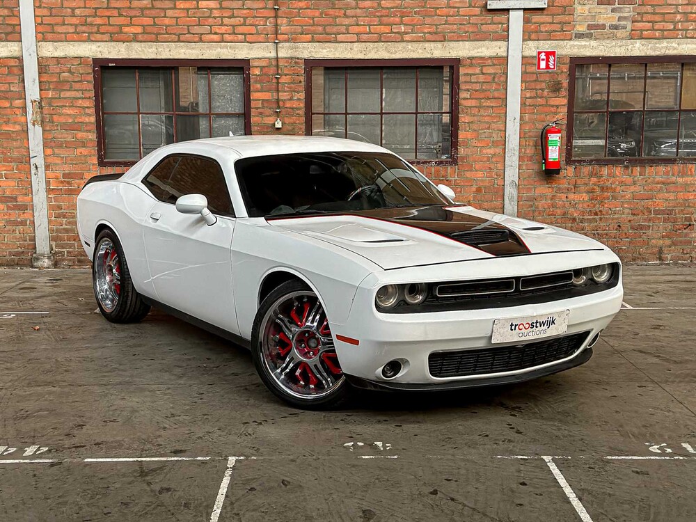 Dodge Challenger SXT 3.6 V6 305 PS 2016