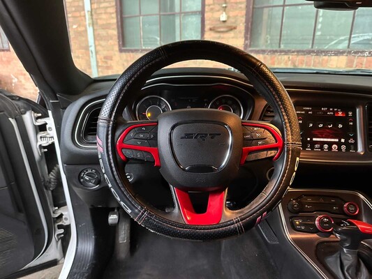 Dodge Challenger SXT 3.6 V6 305 PS 2016