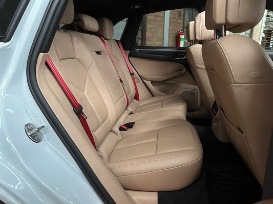 Porsche Macan S 2.9 V6 280 PS 2022