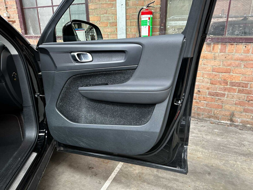 Volvo XC40 Recharge T4 INSCRIPTION EXPRESSION 129pk 2021 (Origineel-NL+1e eigenaar), K-649-LG