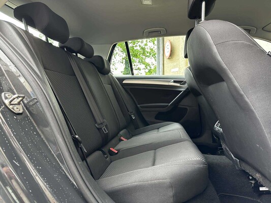 Volkswagen Golf 1.0 TSI Trendline 116pk 2019, HKL-64-J
