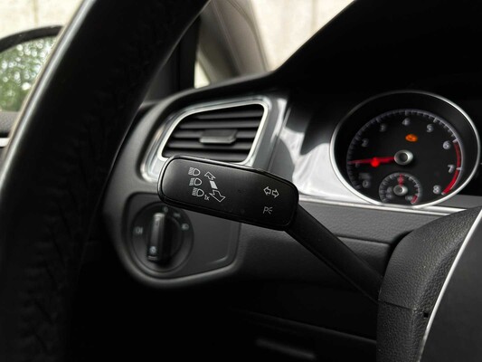 Volkswagen Golf 1.0 TSI Trendline 116pk 2019, HKL-64-J