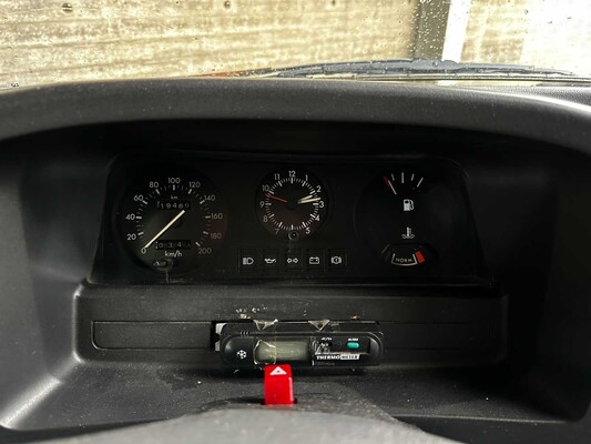Ford Transit 100D KAMPEERAUTO 69pk 1992 Camper (Origineel-NL), DZ-NN-77