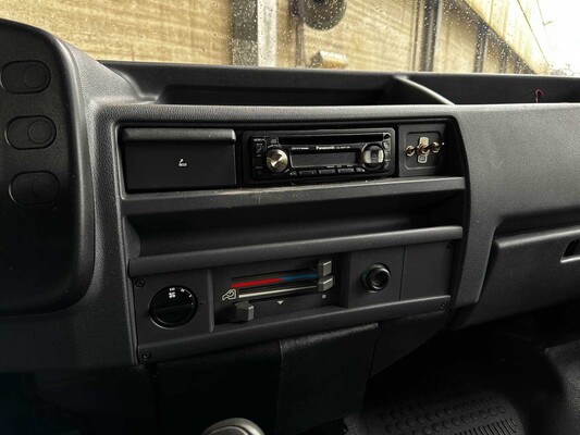 Ford Transit 100D KAMPEERAUTO 69pk 1992 Camper (Origineel-NL), DZ-NN-77