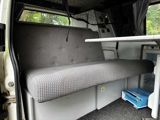 Ford Transit 100D KAMPEERAUTO 69pk 1992 Camper (Origineel-NL), DZ-NN-77