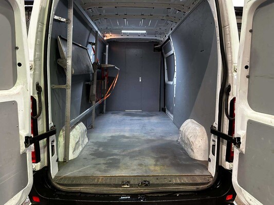 Renault Master T35 2.3dCi L3H2 W.E. 135pk 2024 (Origineel-NL + 1e eigenaar), V-22-HBV