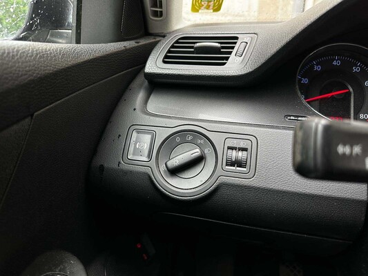 Volkswagen Passat Variant 2.0 FSI Comfortline Business 150pk 2007 (Origineel-NL), 93-TP-DP
