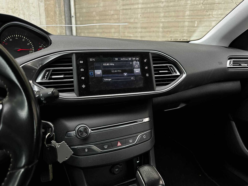 Peugeot 308 1.2 PureTech Active 110pk 2016, KD-319-F