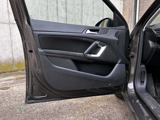 Peugeot 308 1.2 PureTech Active 110pk 2016, KD-319-F