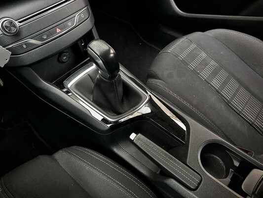 Peugeot 308 1.2 PureTech Active 110pk 2016, KD-319-F