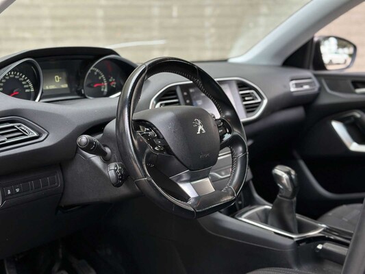 Peugeot 308 1.2 PureTech Active 110pk 2016, KD-319-F