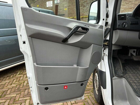 Mercedes-Benz Sprinter Camper 130hp 2013, S-294-JS
