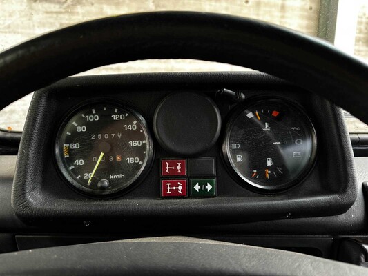 Mercedes-Benz G230 GE 125PK 1983 G-klasse, 66-HBN-1 OLDTIMER
