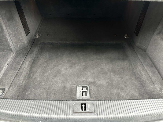 Audi A8 4.2 V8 Quattro Pro Line 349pk 2007 (Origineel-NL), 81-XB-RK